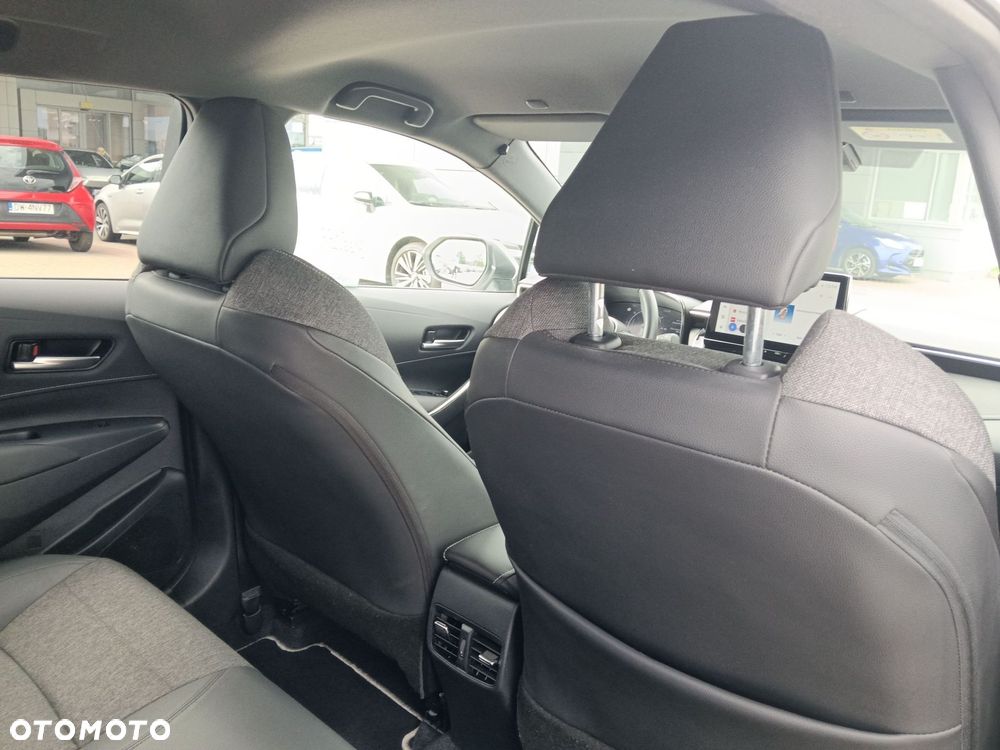 Toyota Corolla 1.8 Hybrid Style - 12