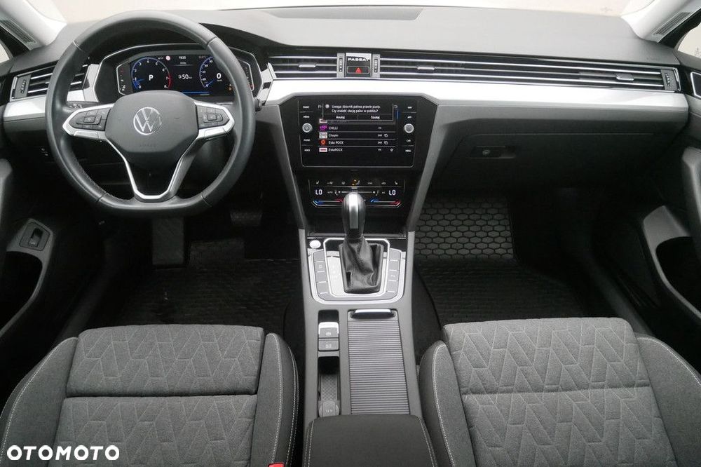 Volkswagen Passat Variant 1.5 TSI EVO Business DSG - 8