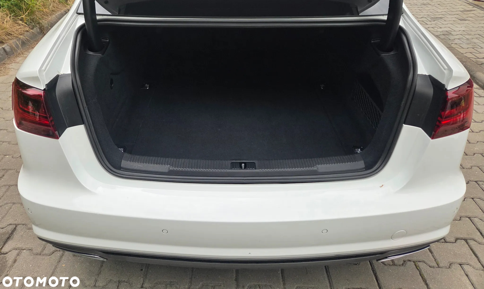 Audi A6 2.0 TDI ultra S tronic - 30