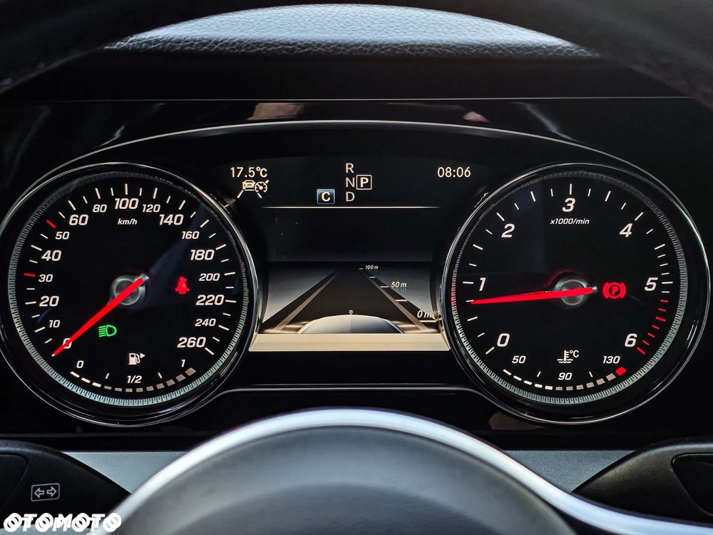 Mercedes-Benz Klasa E 220 d 9G-TRONIC - 25