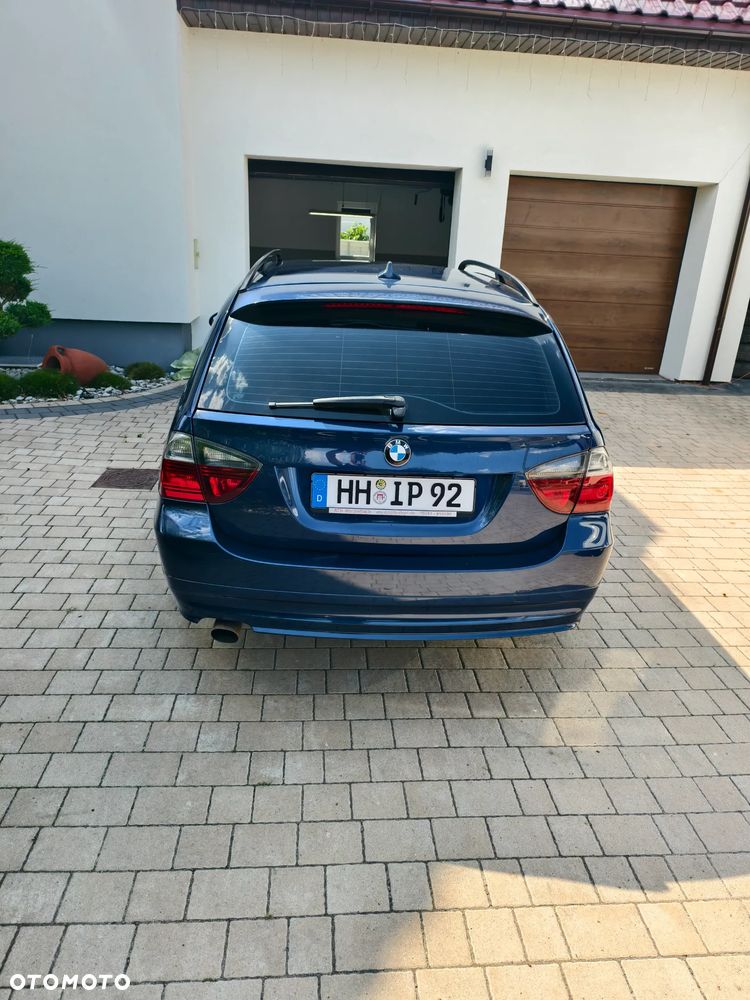 BMW Seria 3 - 23