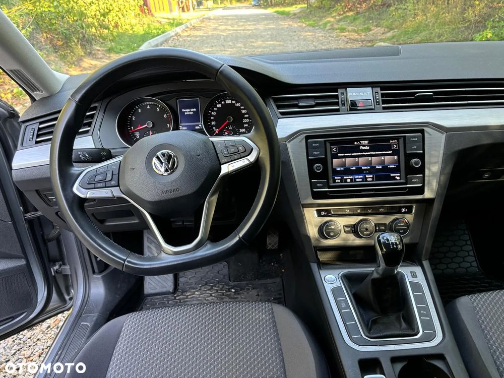 Volkswagen Passat 1.5 TSI EVO Business - 31