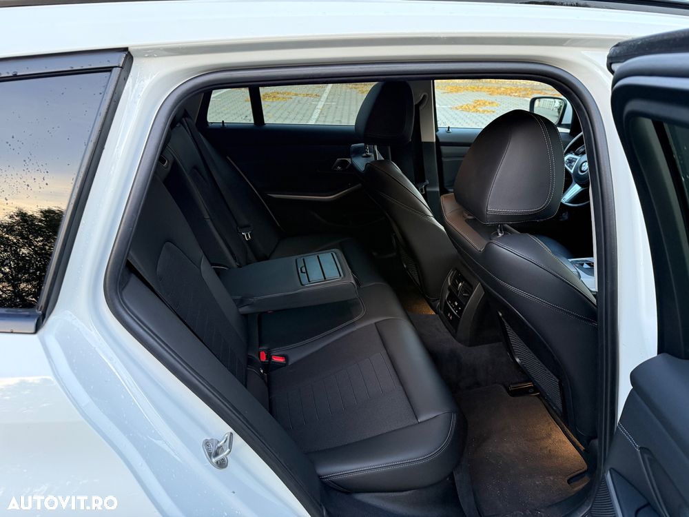 BMW Seria 3 318d Touring Aut. M Sport - 15