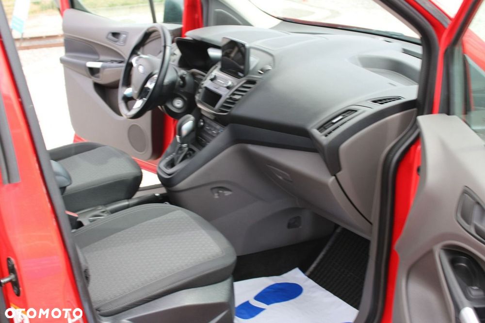 Ford Transit Connect - 28