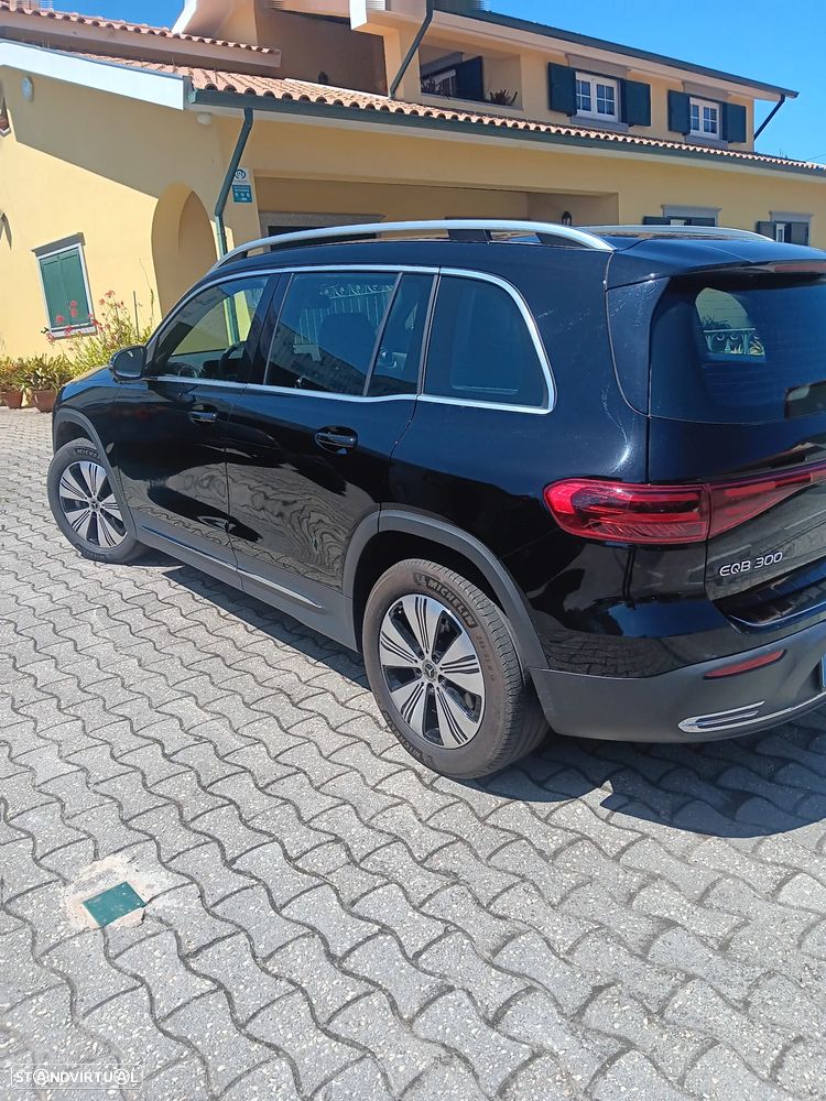 Mercedes-Benz EQB 300 4Matic - 4