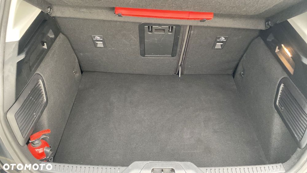 Ford Focus 1.0 EcoBoost mHEV Titanium X - 12