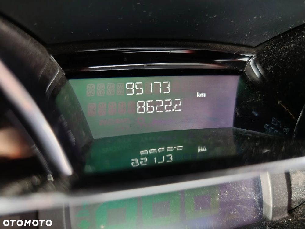 Renault Clio 1.2 16V Alize - 5