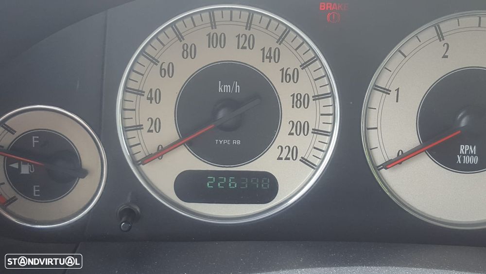 Chrysler Voyager 2.5 CRD LX - 3