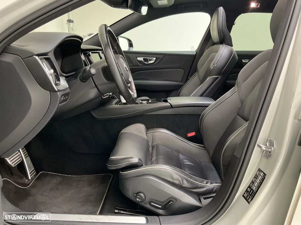 Volvo V60 2.0 T6 AWD TE R-Design - 15