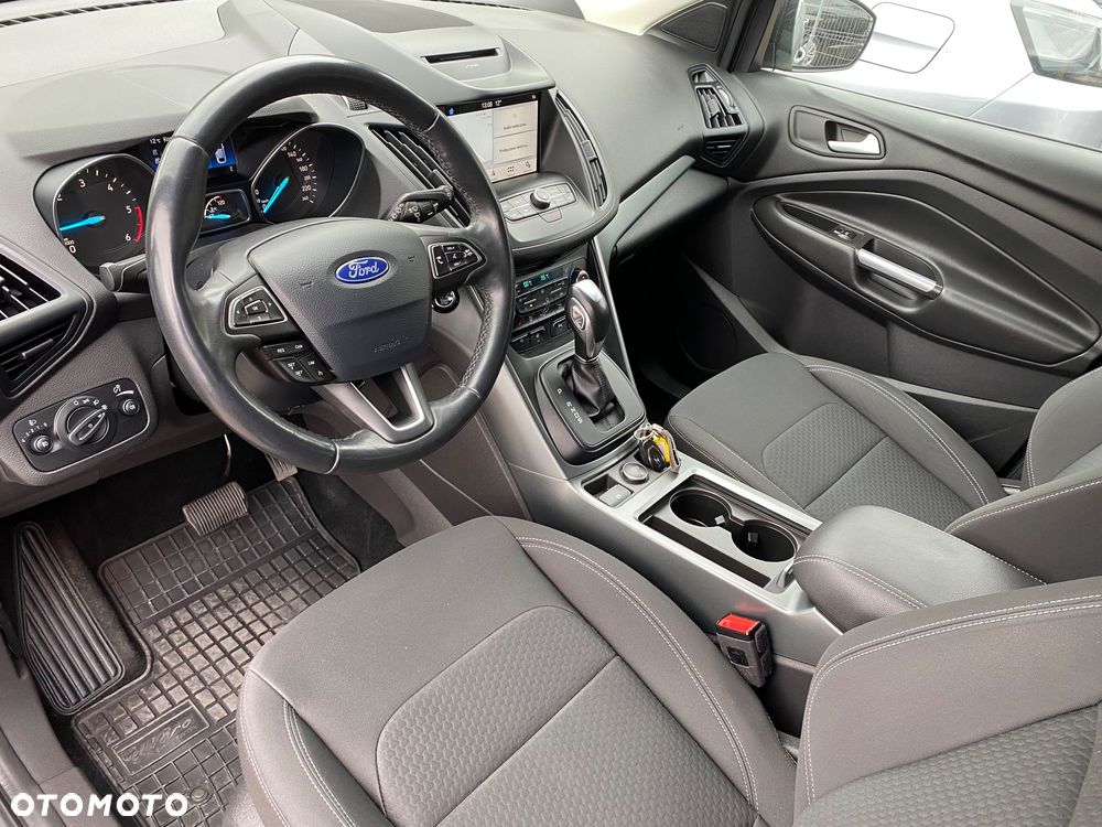Ford Kuga 2.0 TDCi 2x4 Titanium - 8