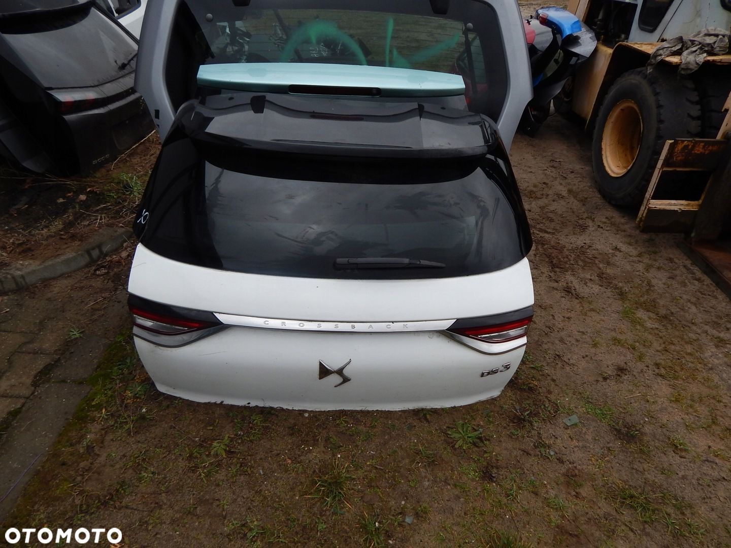 KLAPA CITROEN DS3 CROSSBACK ŁADNA - 1