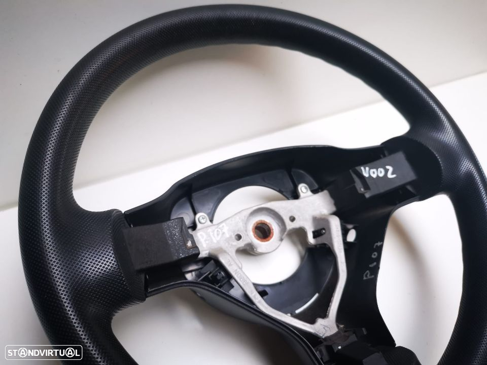 PEUGEOT 107 / CITROEN C1 VOLANTE - V002 - 2