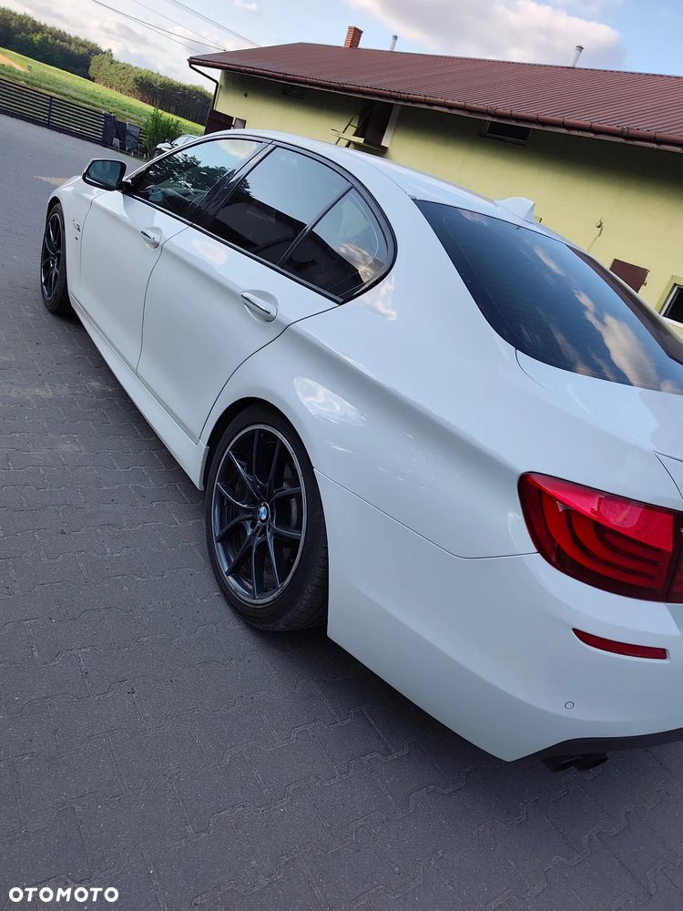 BMW Seria 5 520d Sport-Aut - 7