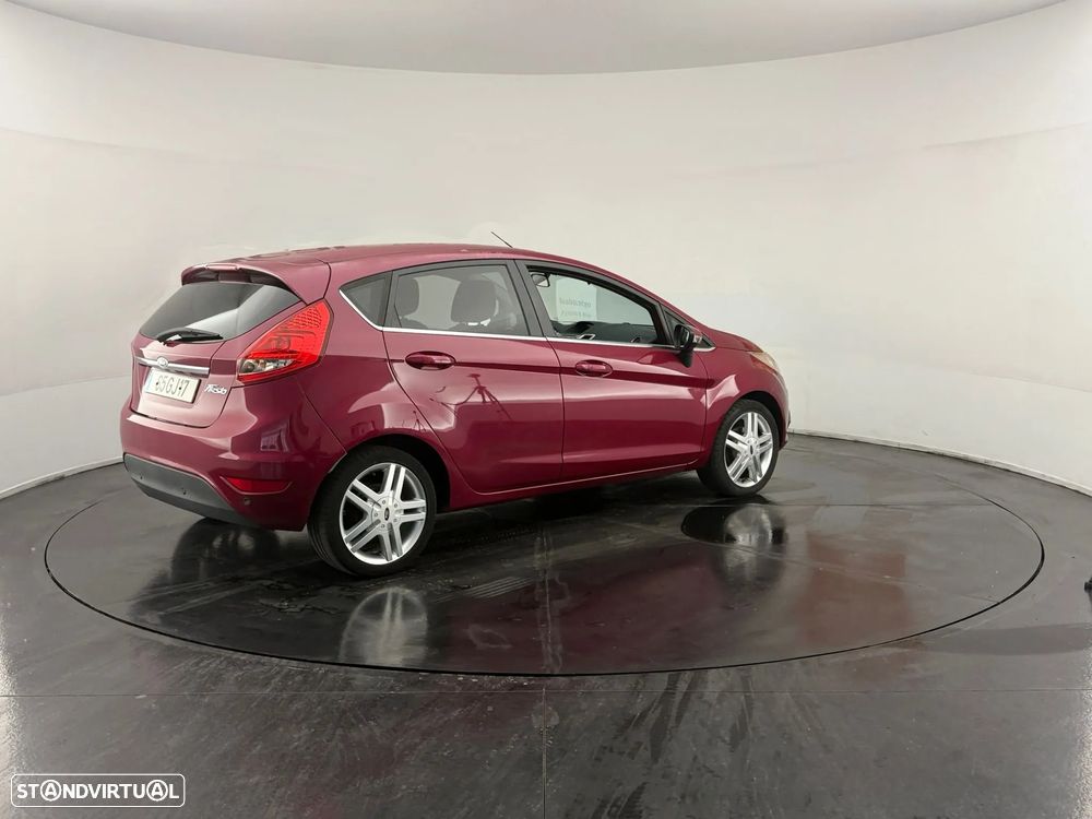 Ford Fiesta - 2