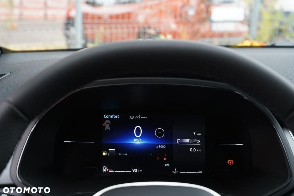 Renault Captur 1.0 TCe Techno - 12