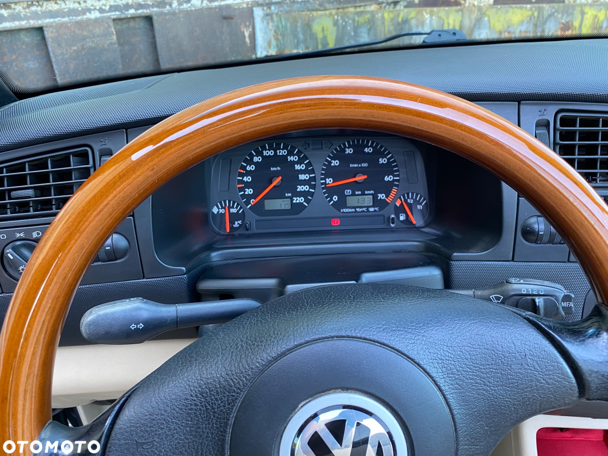 Volkswagen Golf IV 1.6 Comfortline - 23