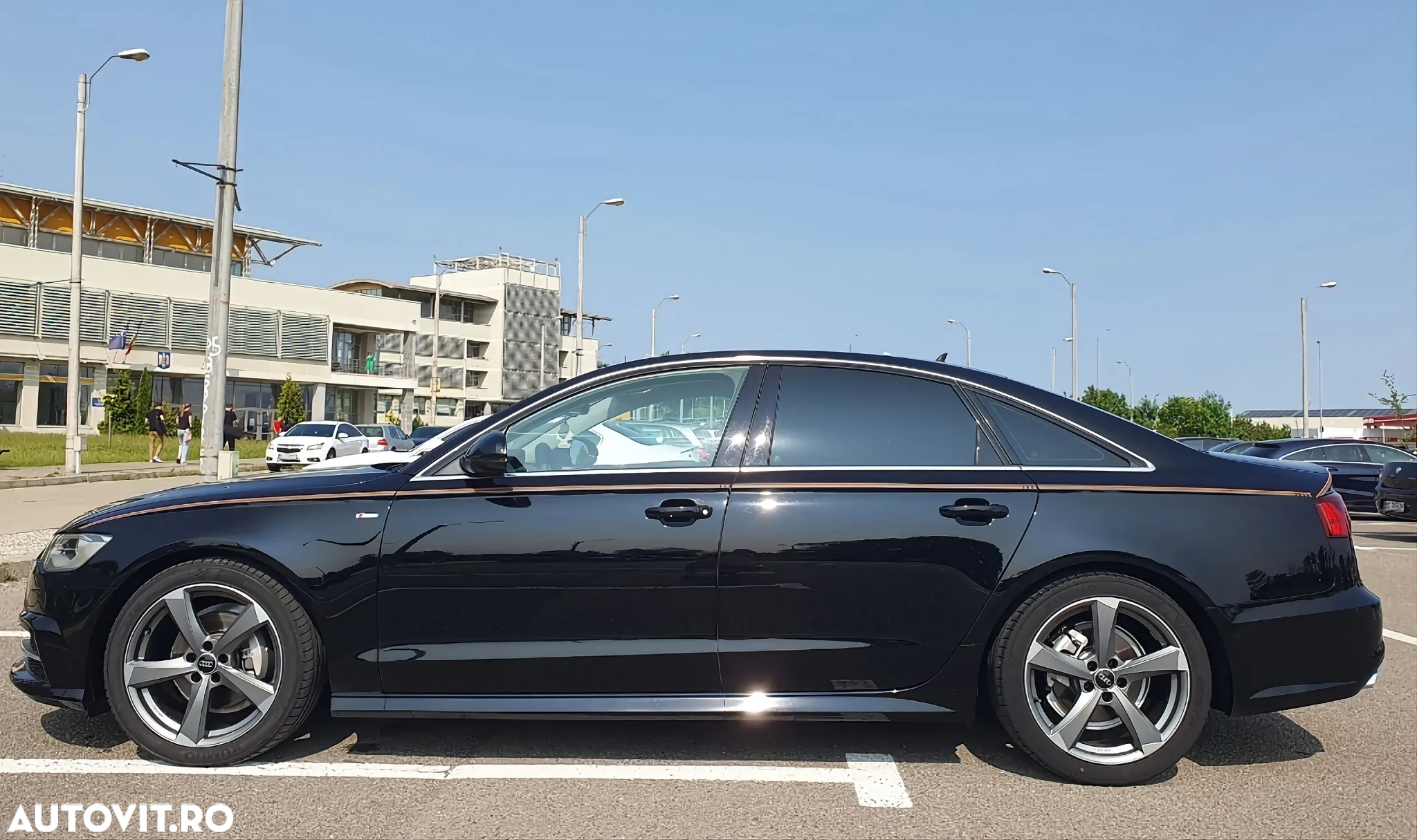 Audi A6 2.0 TDI Ultra S tronic - 8