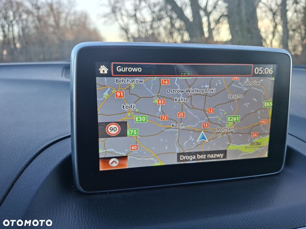 Mazda 3 SKYACTIV-G 120 Signature - 9