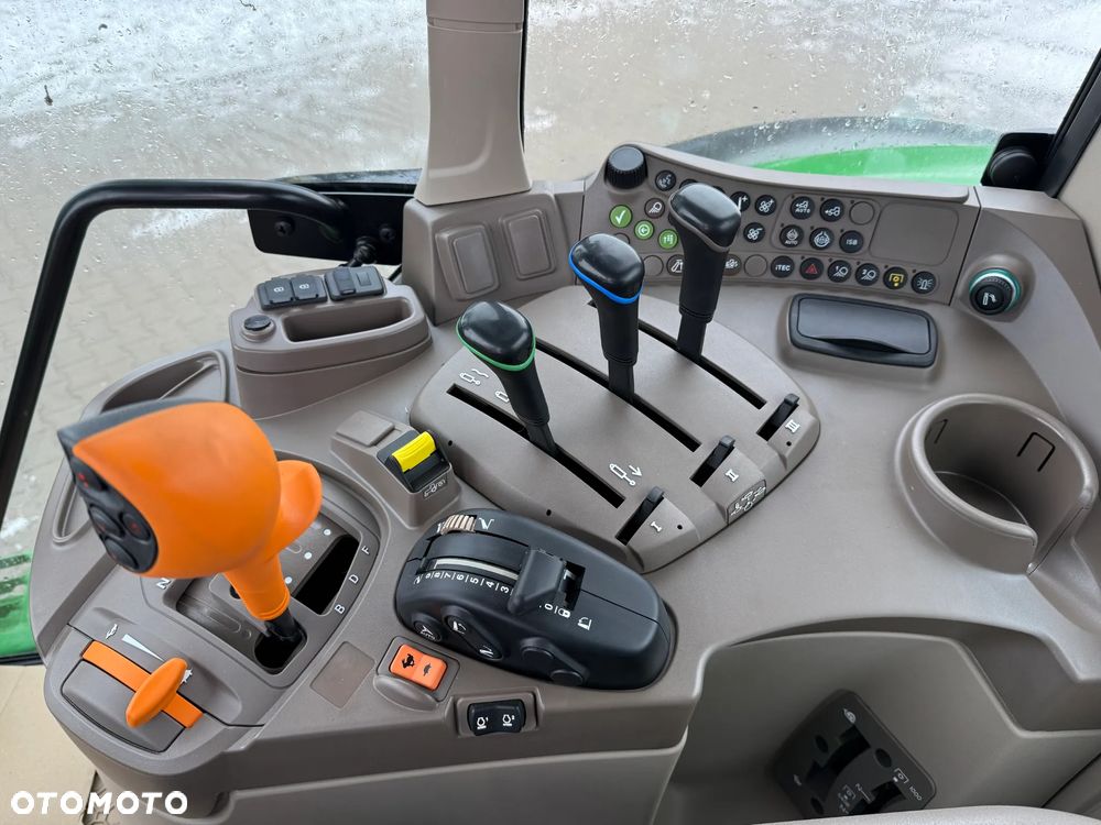 John Deere 6130M - 10