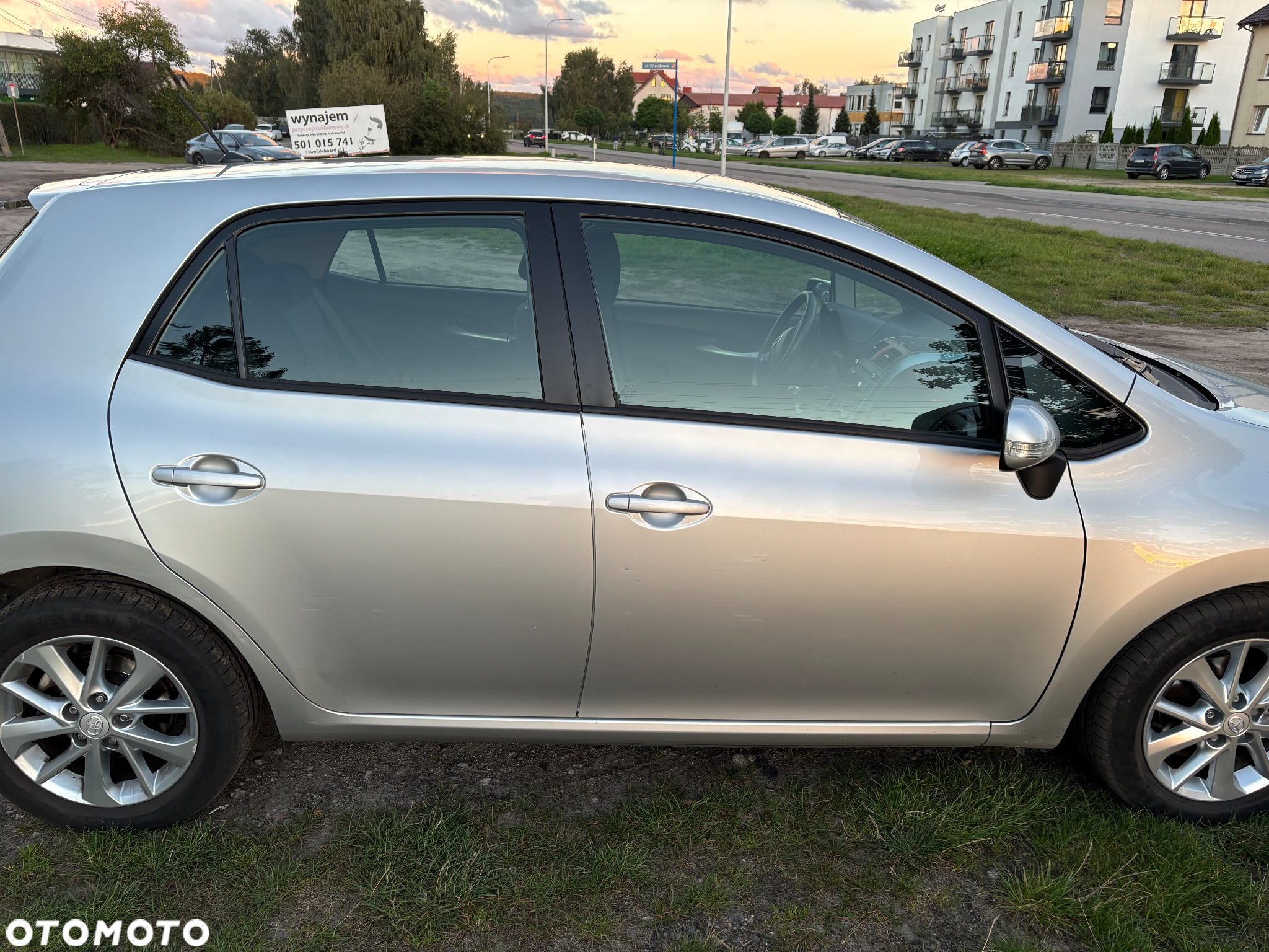Toyota Auris 1.33 Dual-VVT-i - 9