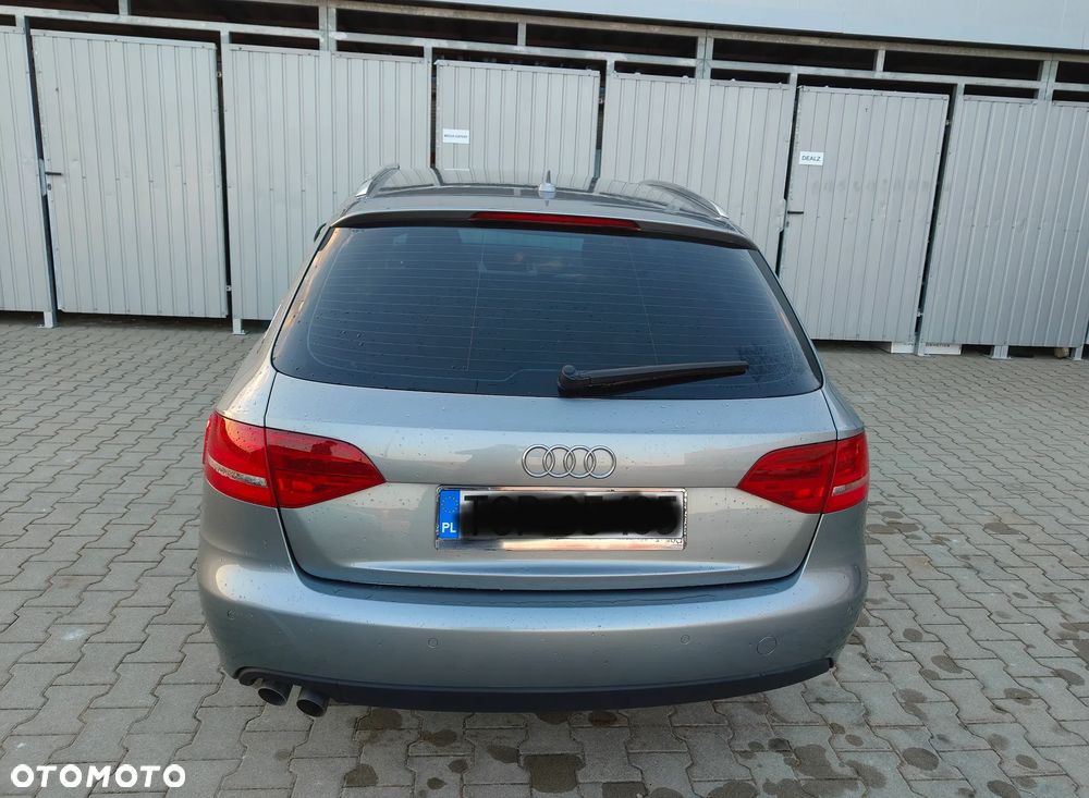 Audi A4 Avant 2.0 TDI - 22