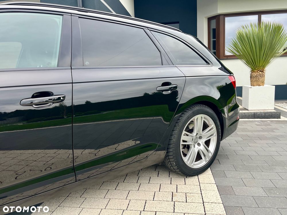 Audi A4 Avant 2.0 TDI ultra S tronic design - 22