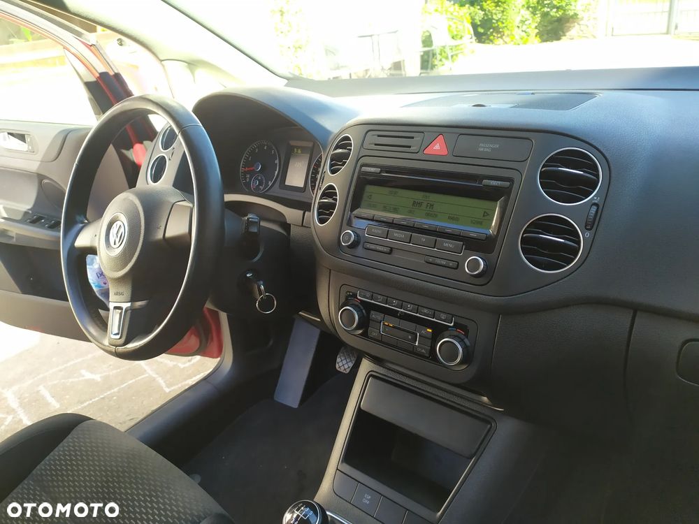 Volkswagen Golf 1.6 Comfortline - 11