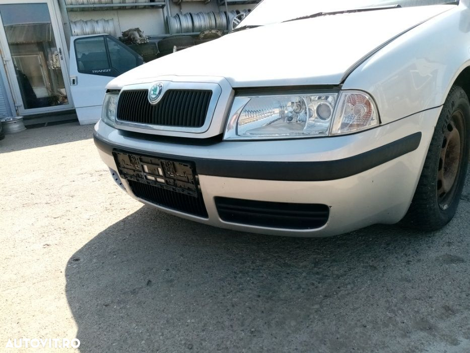 Dezmembrez Skoda Octavia 19 TDI - 5