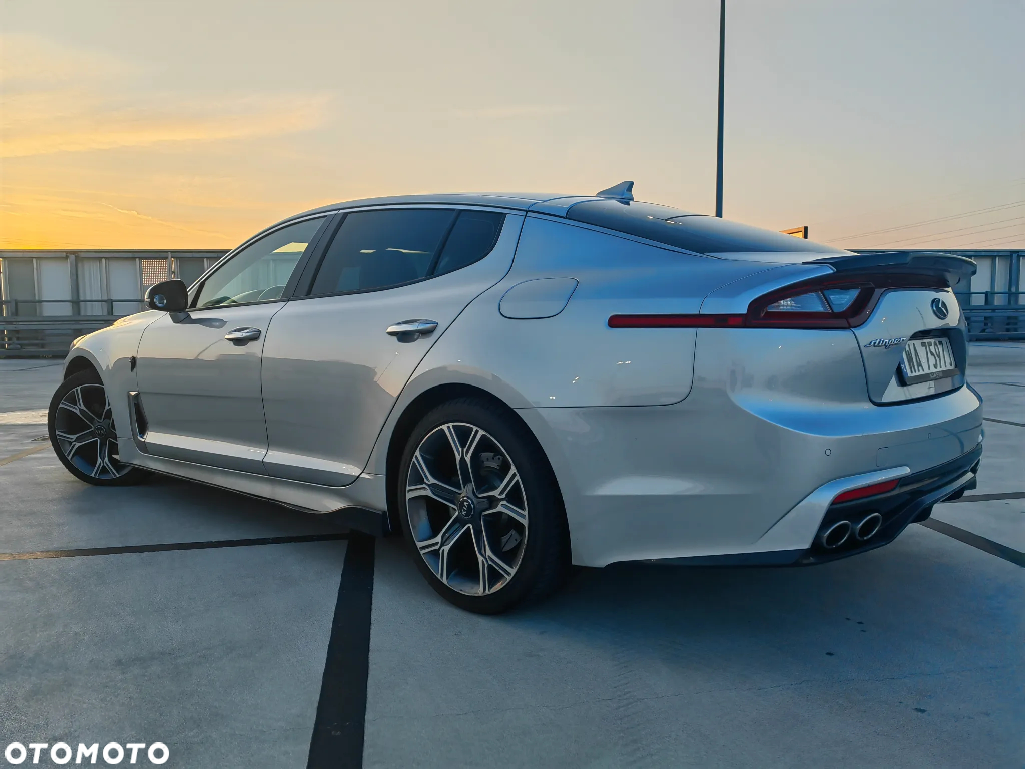 Kia Stinger 2.0 T-GDI L - 10