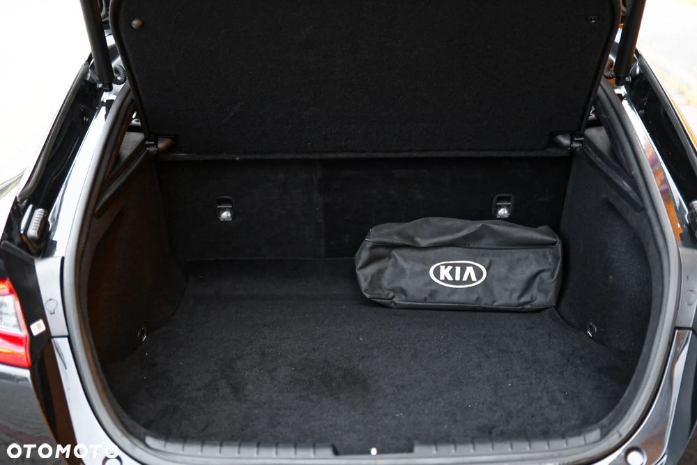Kia Stinger 2.0 T-GDI GT Line - 29