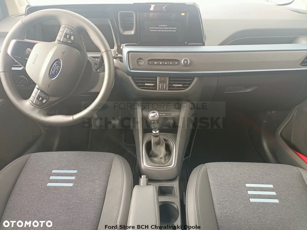 Ford Courier - 19