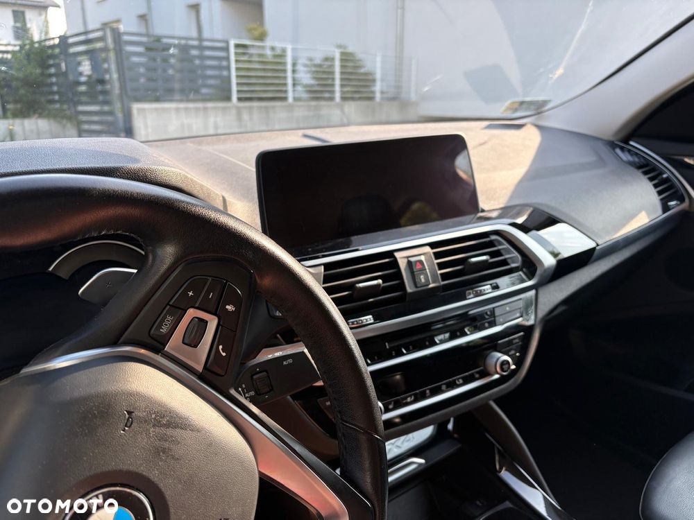 BMW X4 xDrive20d xLine - 8