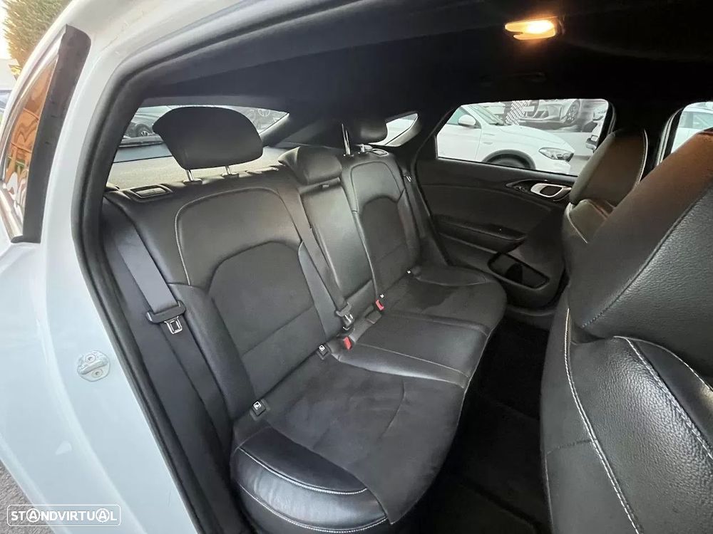 Kia ProCeed 1.0 T-GDI GT Line - 33