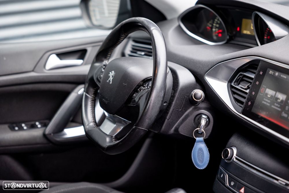 Peugeot 308 SW 1.6 BlueHDi Active - 13