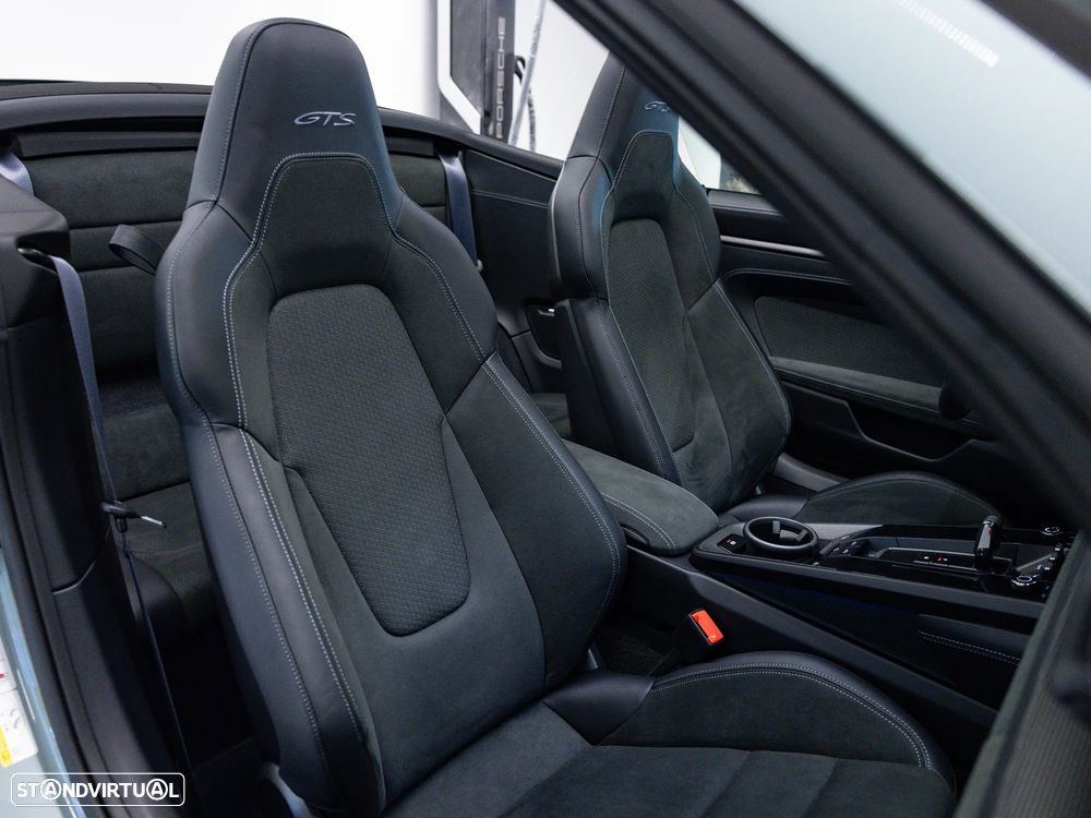 Porsche 911 (992) Carrera GTS - 38