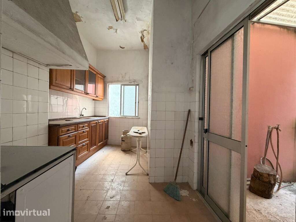 Apartamento T4,Baixa - Grande imagem: 2/9