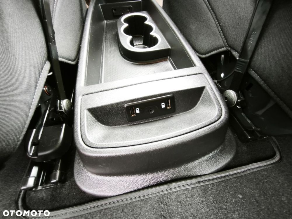 Renault Grand Scenic - 19