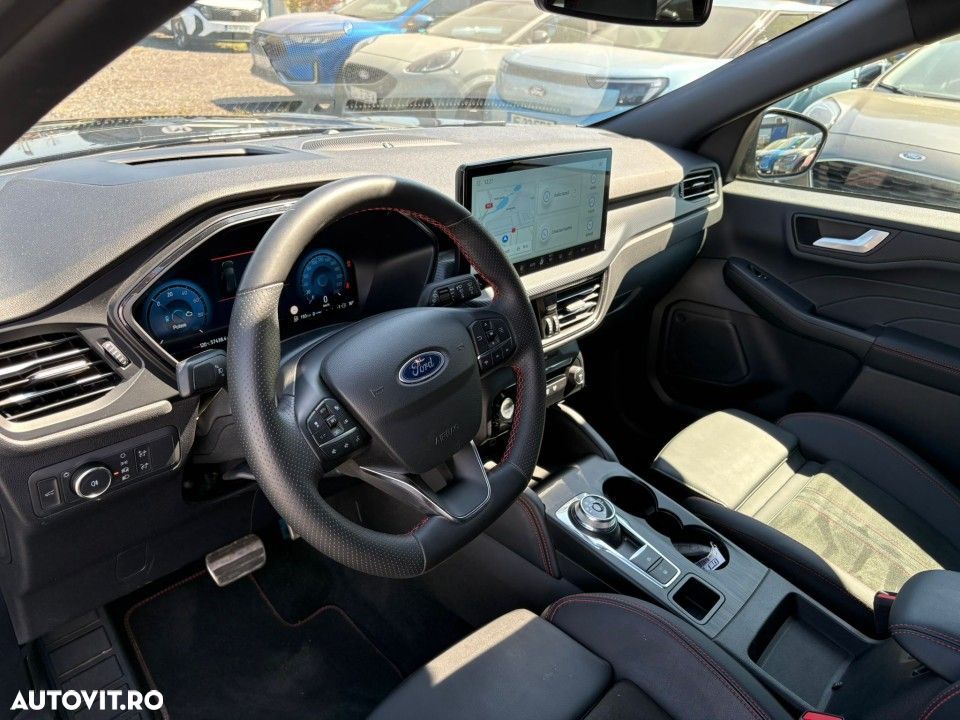 Ford Kuga - 13