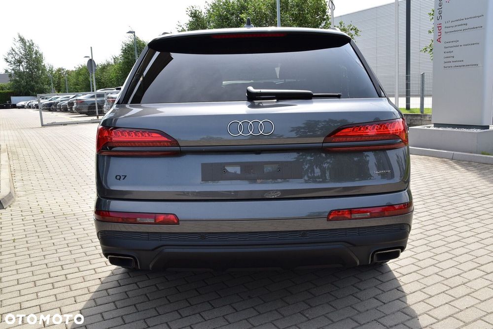 Audi Q7 - 6