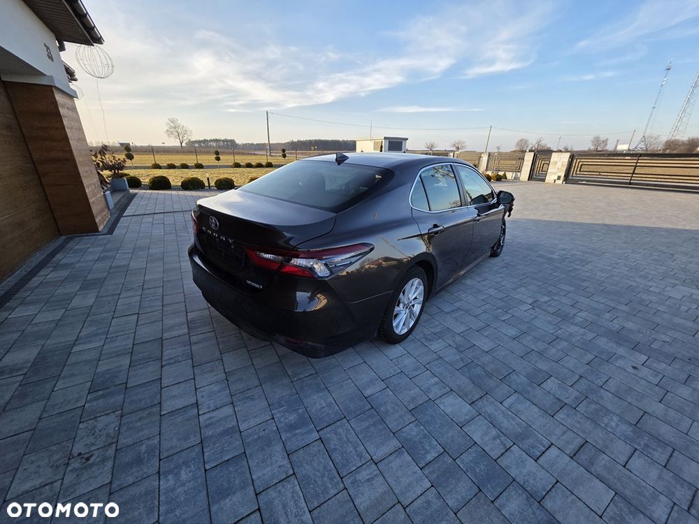 Toyota Camry 2.5 Hybrid Comfort CVT - 3