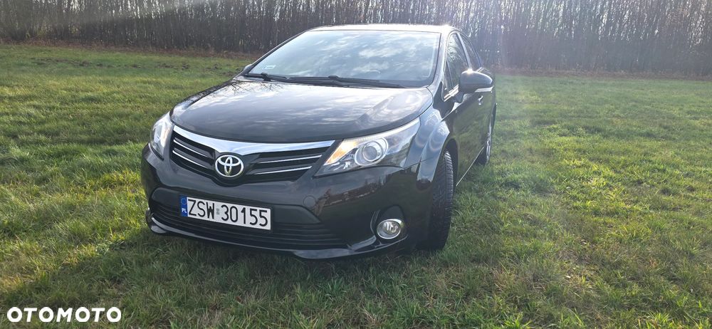 Toyota Avensis 2.0 D-4D Premium - 2