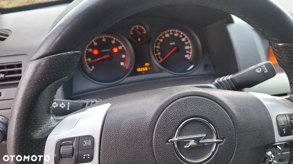 Opel Astra 1.6 Edition - 17