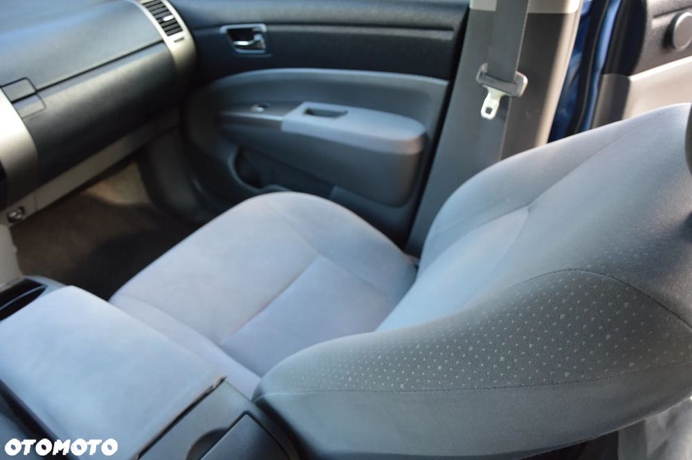 Toyota Prius - 14
