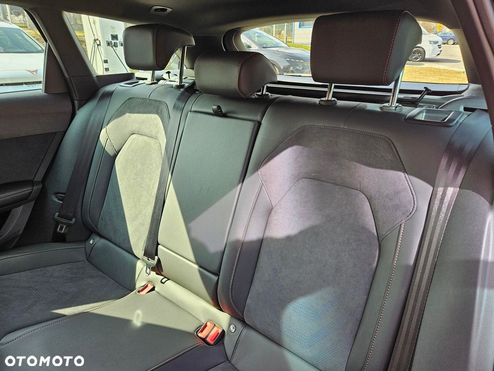 Cupra Leon Sportstourer 2.0 TSI 4Drive VZ DSG - 25