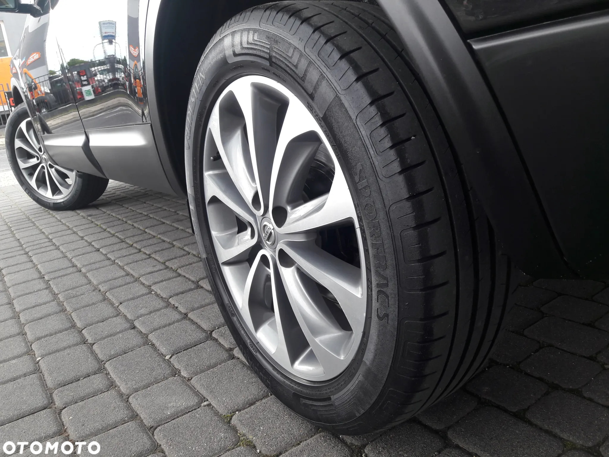 Nissan Qashqai+2 2.0 Tekna - 30