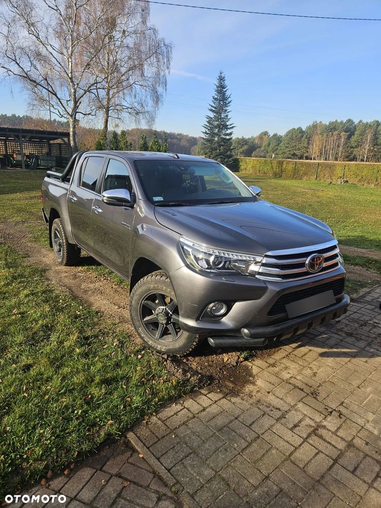 Toyota Hilux 2.4 D-4D Double Cab SR5 4x4 - 2