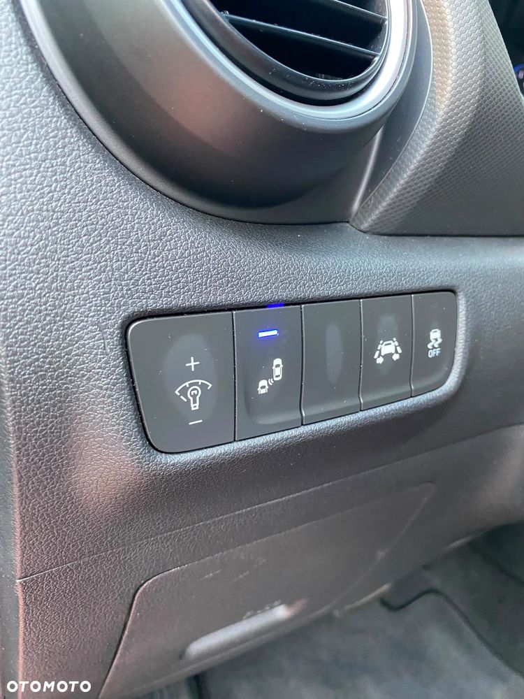 Hyundai Kona - 10
