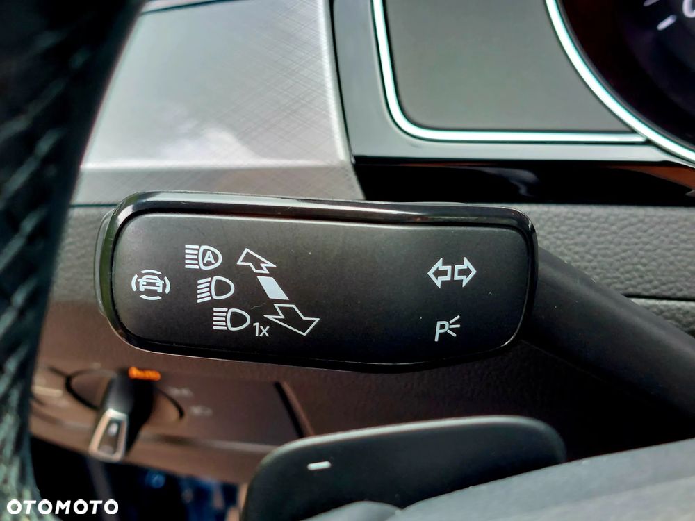 Volkswagen Passat 2.0 TDI EVO Business DSG - 14