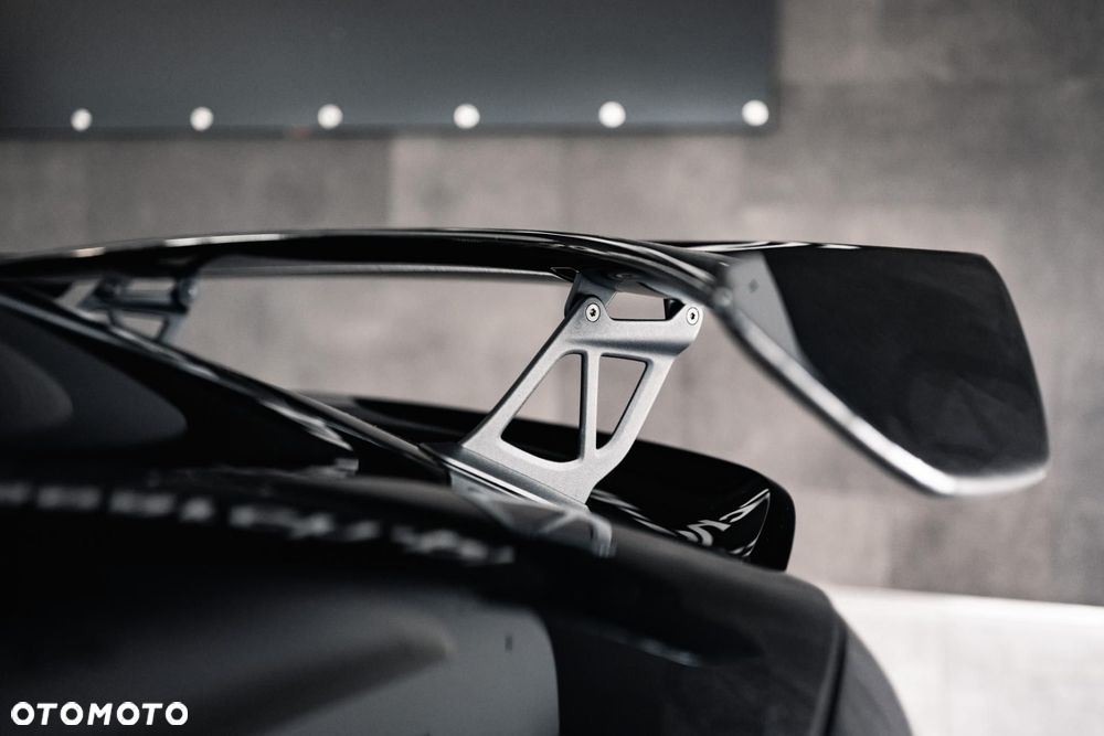 Porsche 718 Cayman GPF GT4 PDK - 38