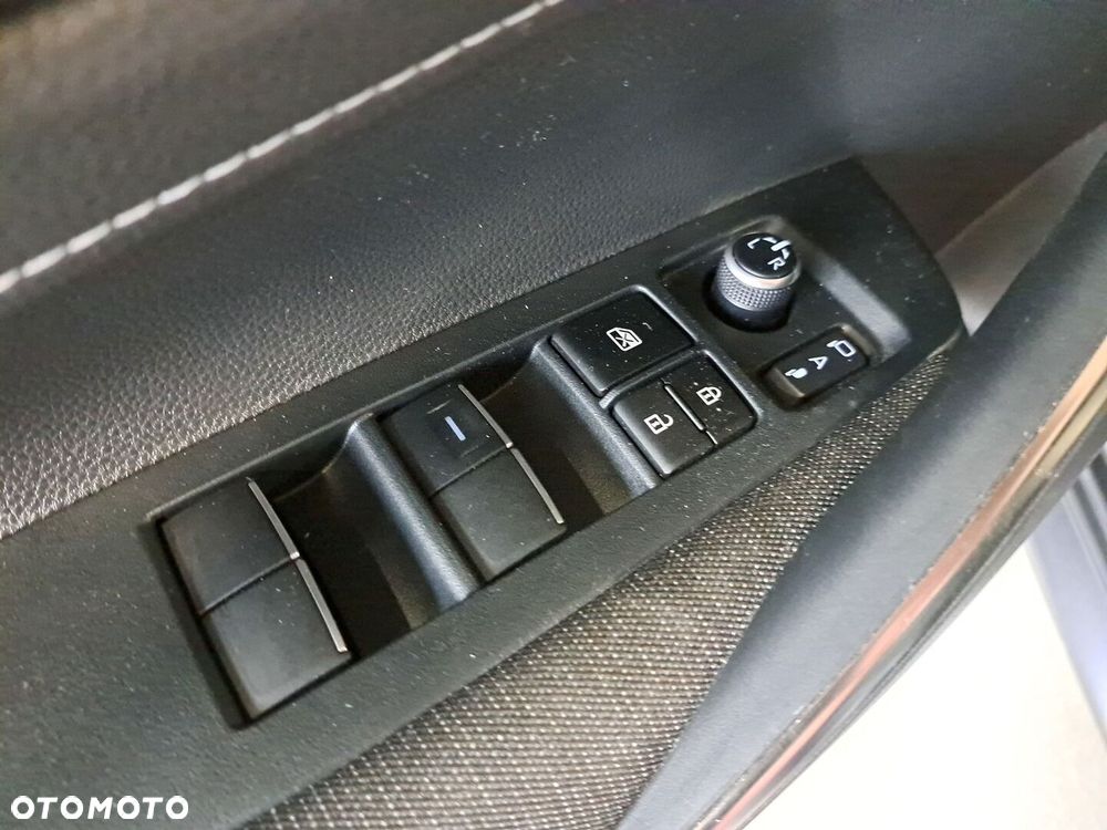 Toyota Corolla 1.8 Hybrid Comfort - 36
